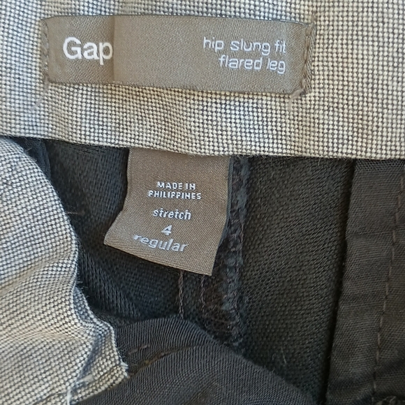 Gap - Picture 5 of 7